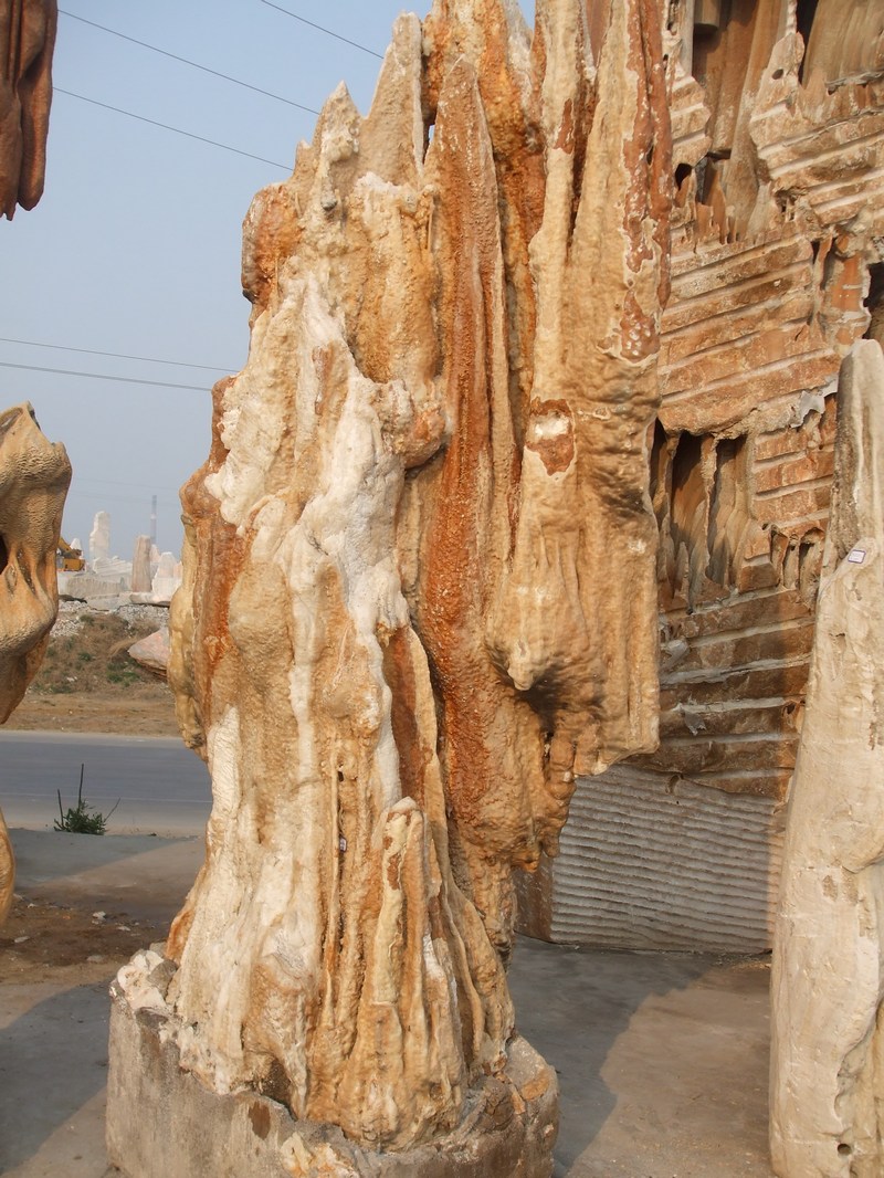 河南省南阳市5米高钟乳石低价出售